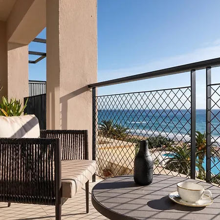 Domes Of Corfu, Autograph Collection 글리파다